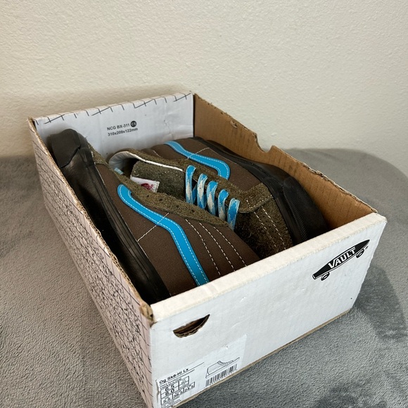 RARE Vans Vault OG Sk8-Hi Lx Hairy Suede Women Size 8 , Men Size 6.5 - Picture 9 of 11